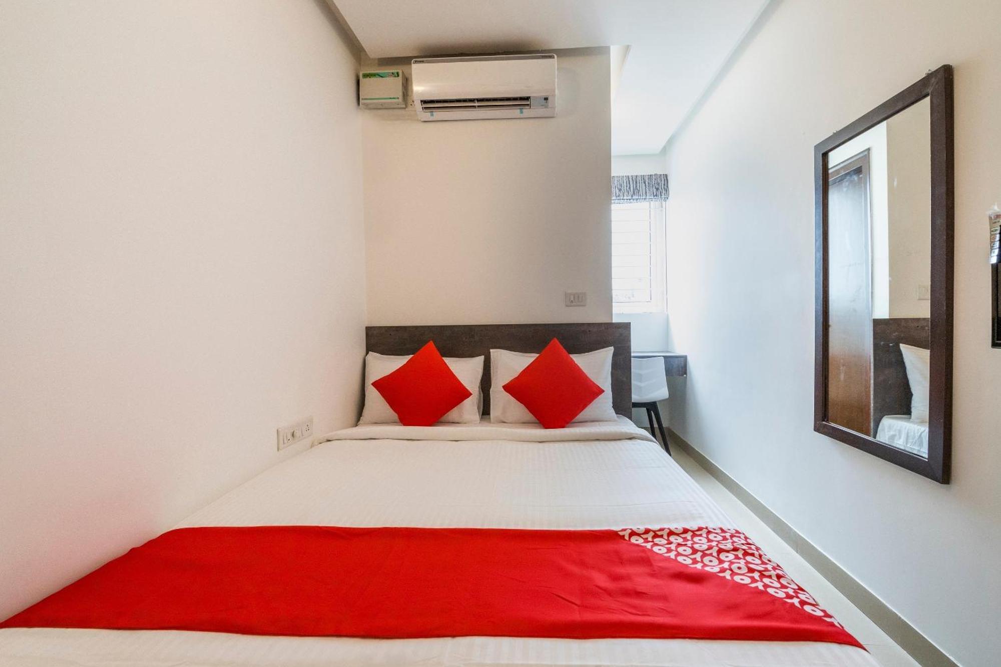 Super Townhouse Hebbal Hotel Bangalore Luaran gambar