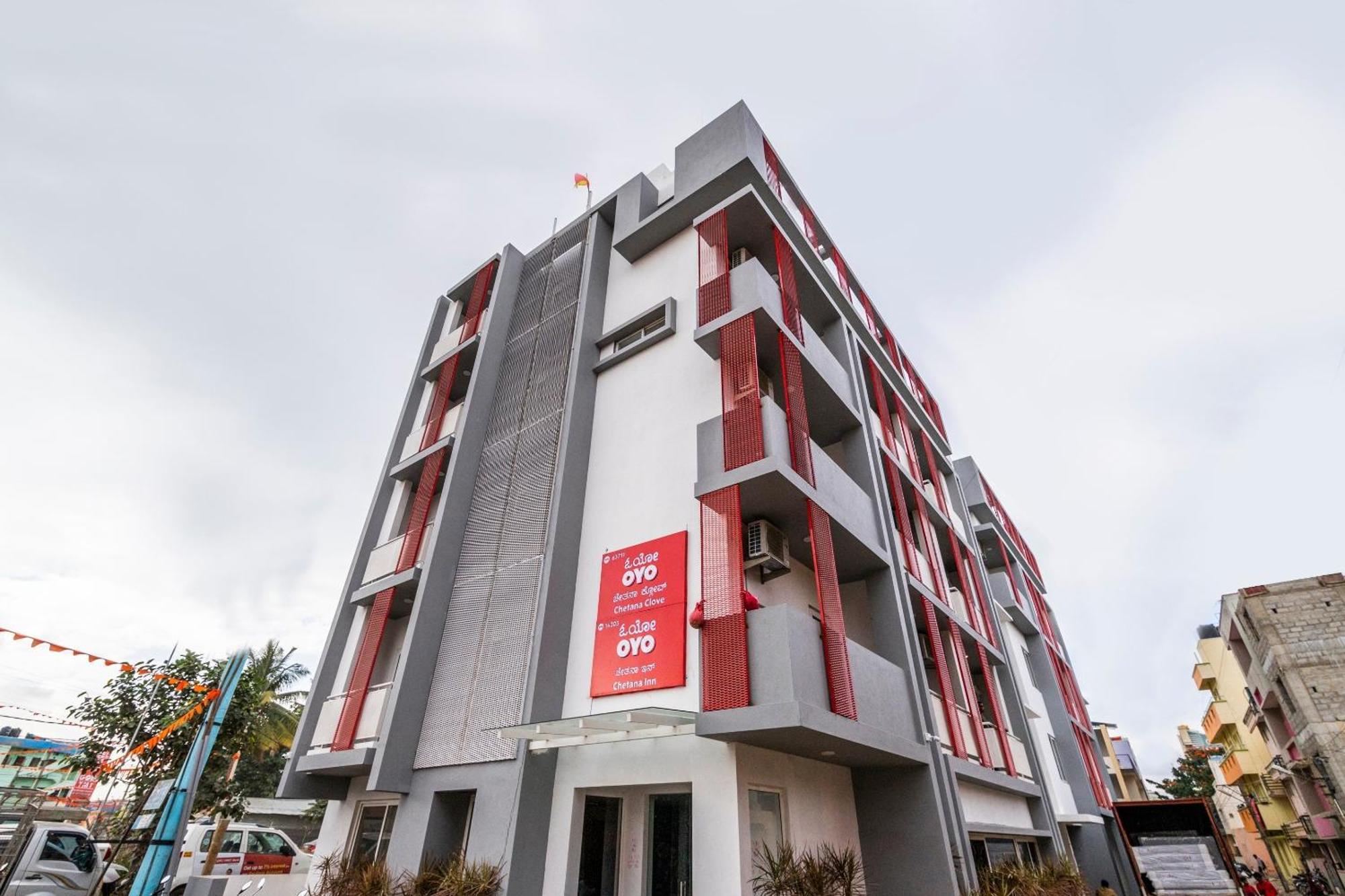 Super Townhouse Hebbal Hotel Bangalore Luaran gambar