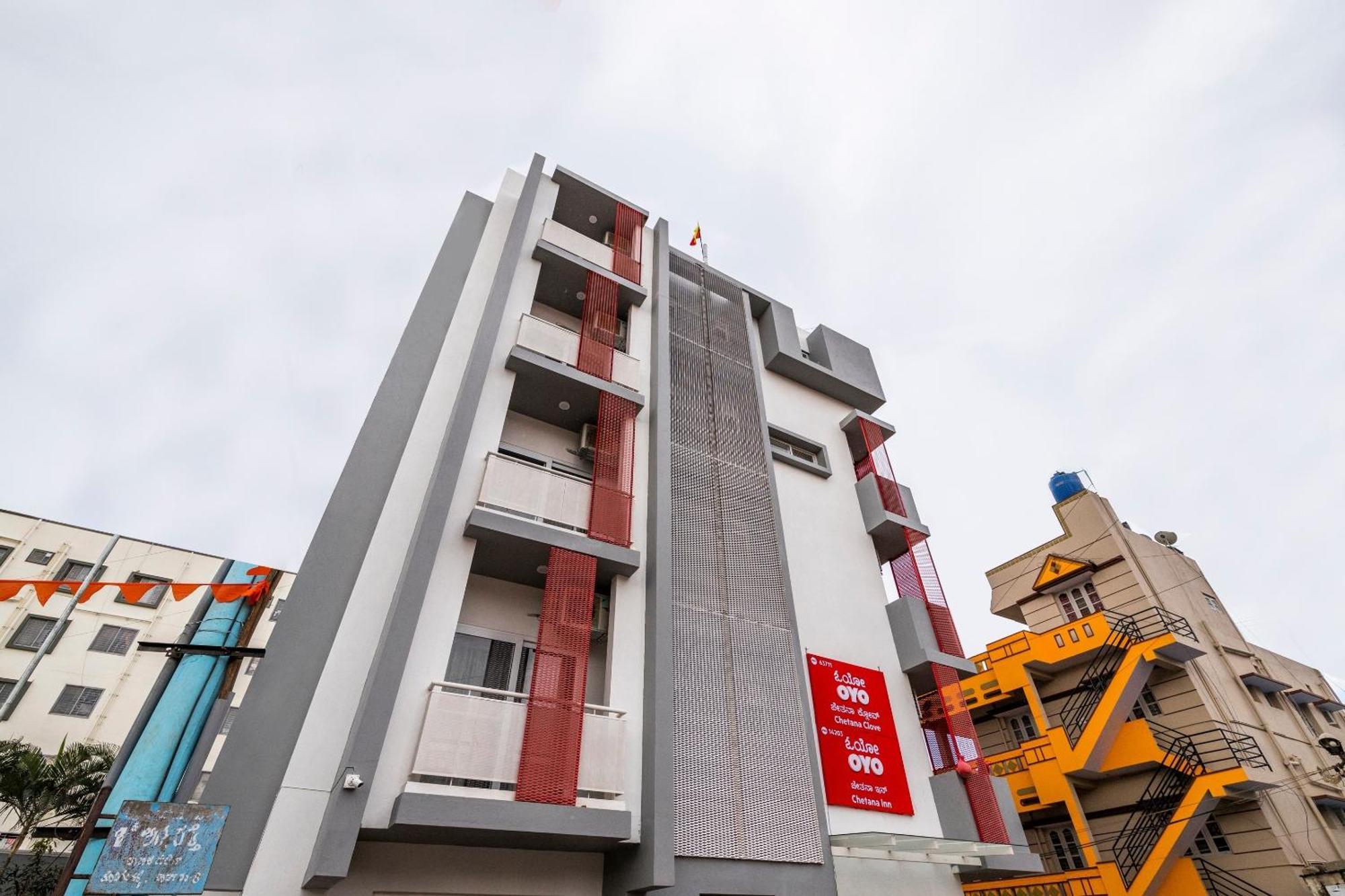 Super Townhouse Hebbal Hotel Bangalore Luaran gambar