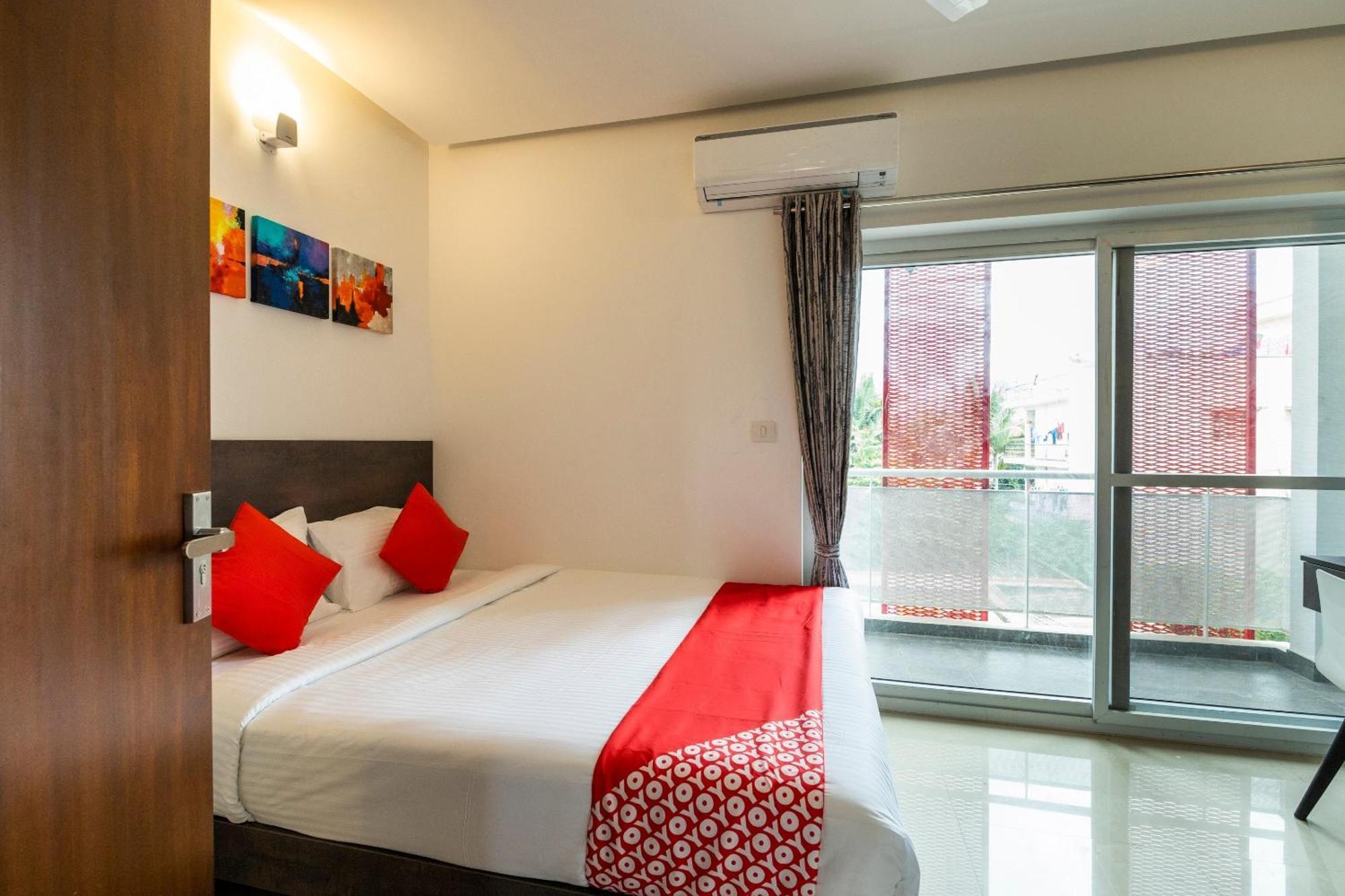 Super Townhouse Hebbal Hotel Bangalore Luaran gambar