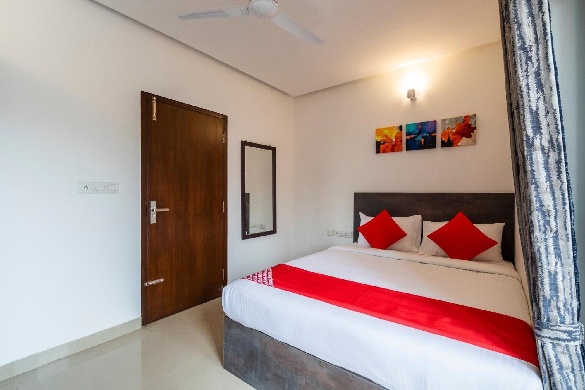 Super Townhouse Hebbal Hotel Bangalore Luaran gambar