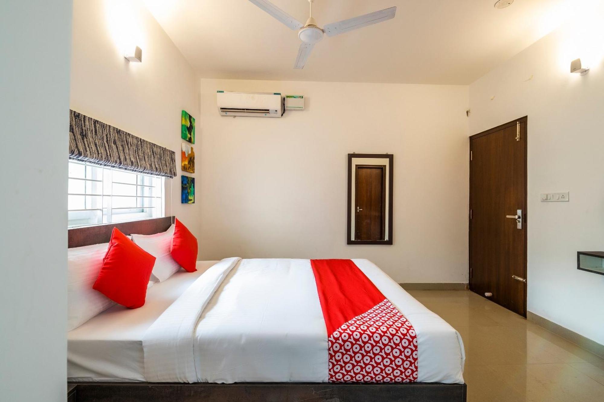 Super Townhouse Hebbal Hotel Bangalore Luaran gambar