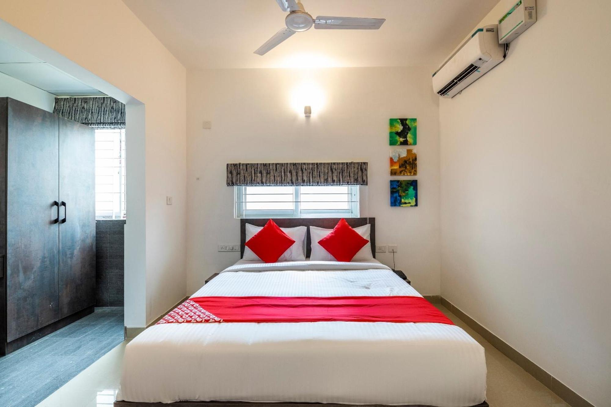 Super Townhouse Hebbal Hotel Bangalore Luaran gambar