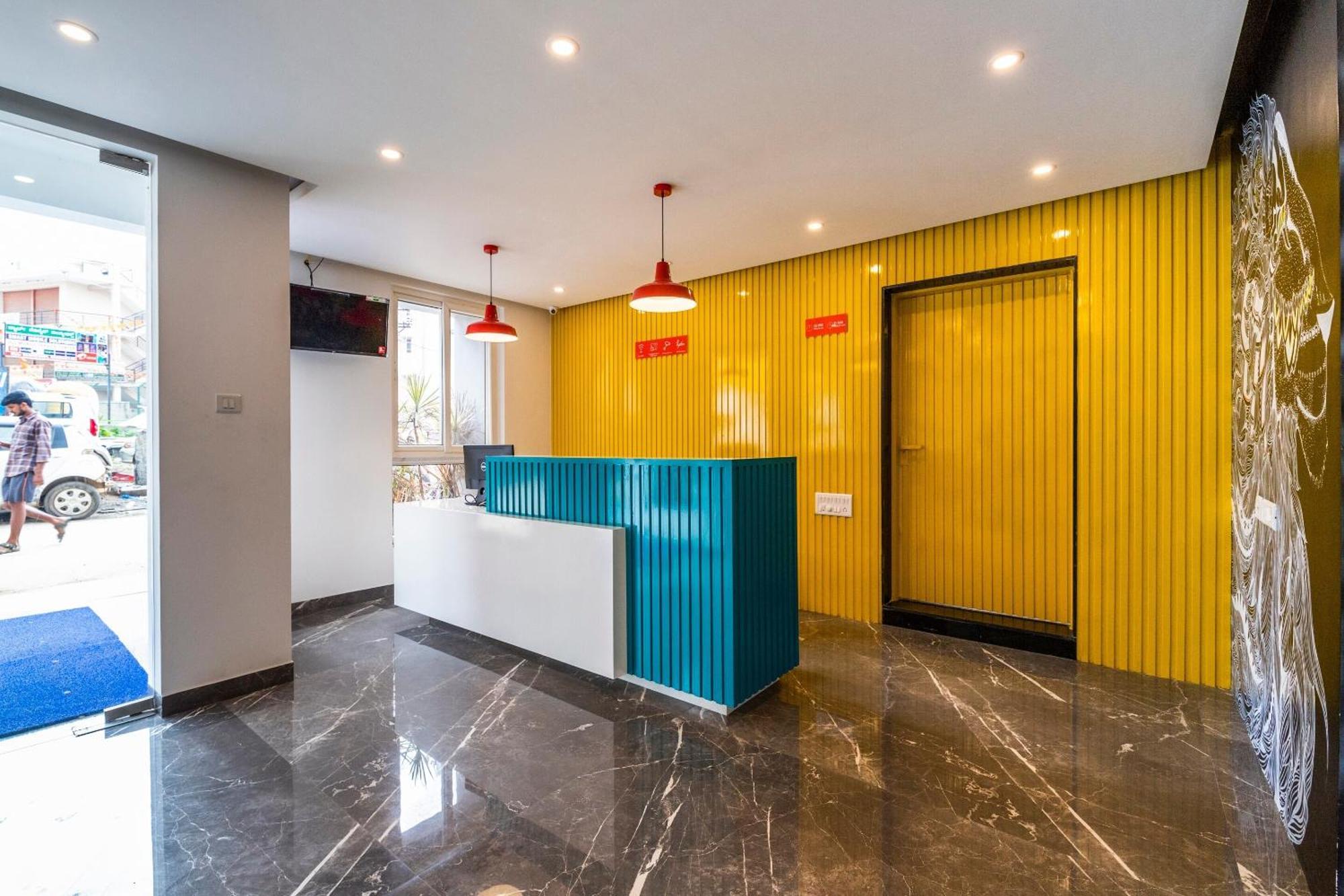 Super Townhouse Hebbal Hotel Bangalore Luaran gambar